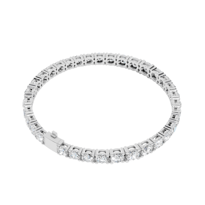 Graduated Round-Cut Diamond Tennis Bracelet