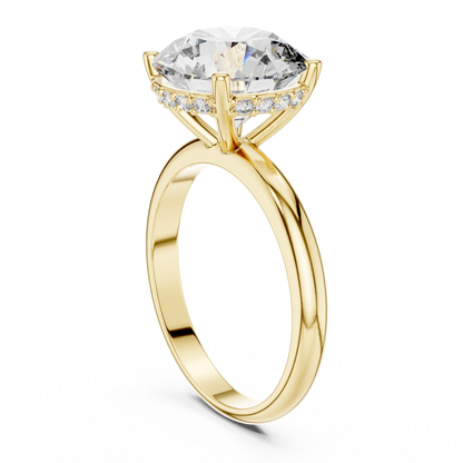 Round Cut Diamond Pavé Halo Engagement Ring