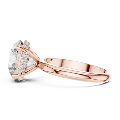 Round Cut Diamond Pavé Halo Engagement Ring
